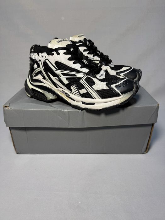 Balenciaga runner track 2