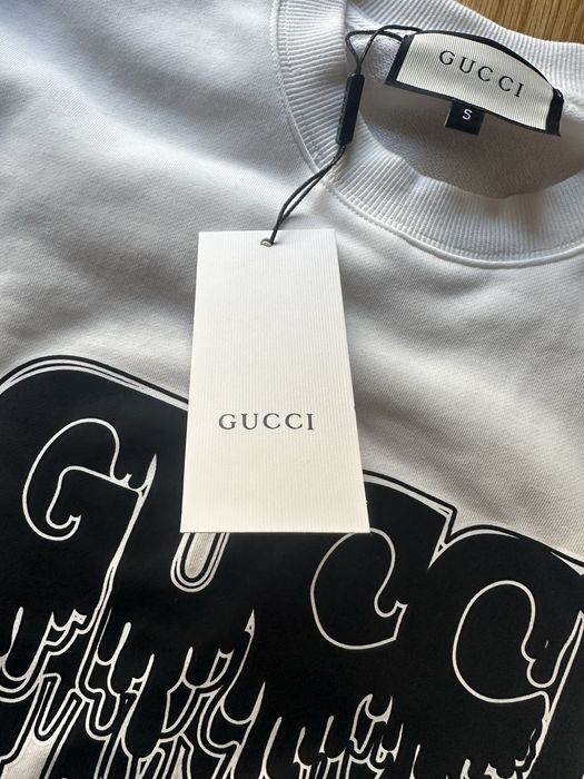 Camisola branca grande qualidade