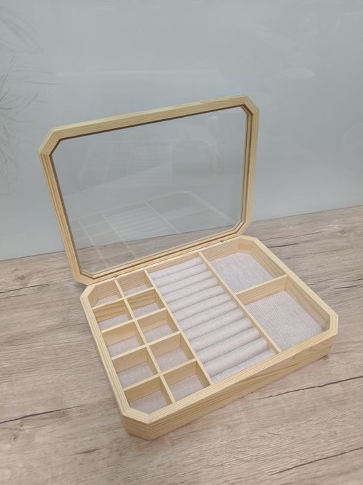 Drewniana szkatułka na biżuterię Zara Home