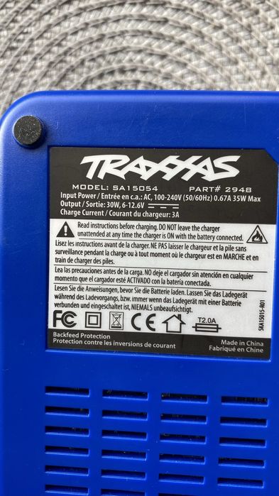 Ladowarka firmy traxxas