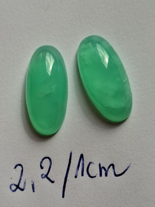 Chryzopraz naturalny kamień Szklary.jakość jubilerska nie srebro