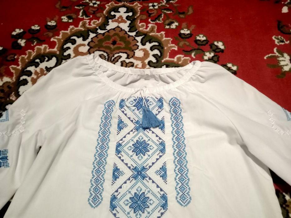 Вишиванка для дівчинки