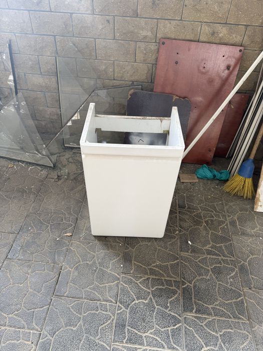 Умивальник з тумбою Cersanit