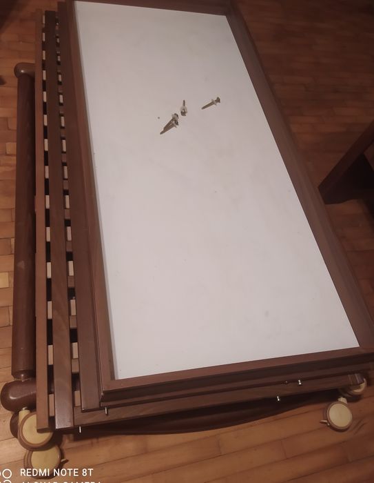 Ліжко дитяче з буку, дерев'янне.