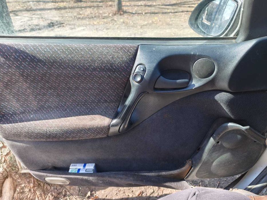 Продаж автомобіля Opel Vectra B