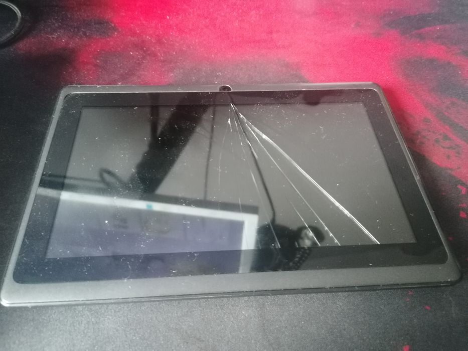 Tablet Manta MID713QC