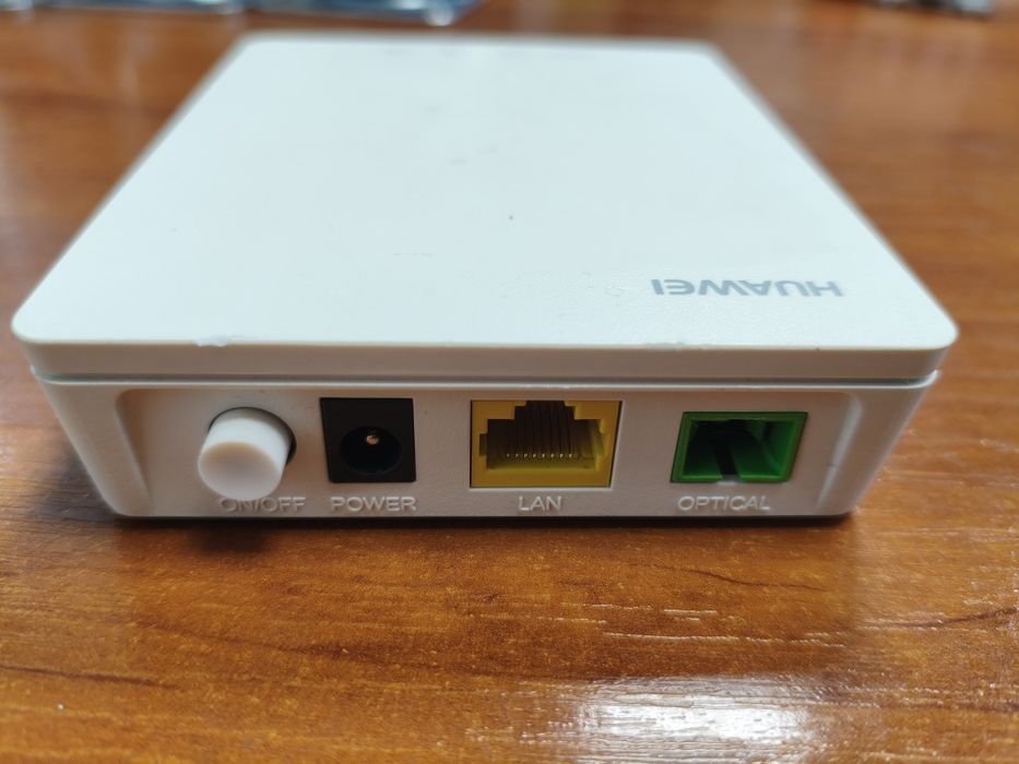Huawei Echolife HG8010H абонентский оптический  сетевой терминал