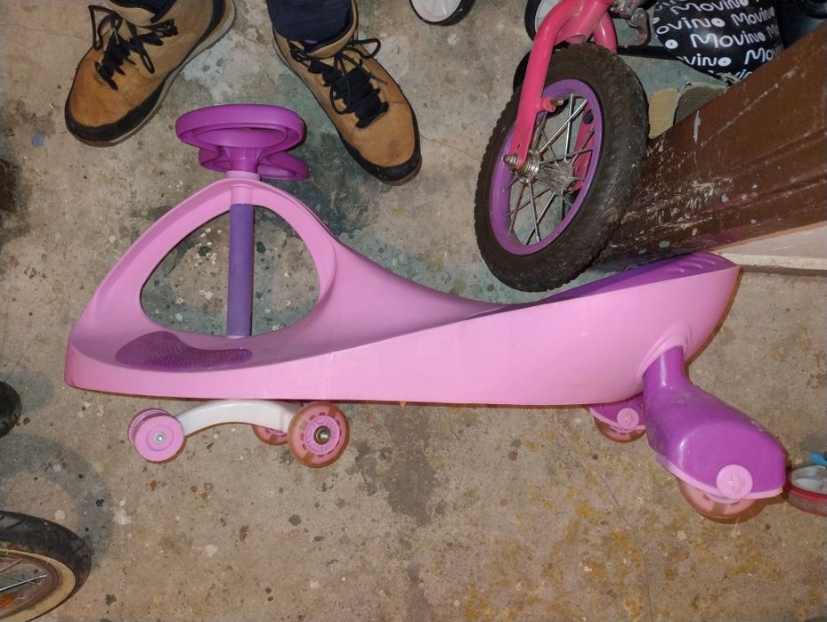 Jeździk grawitacyjny z kołami led