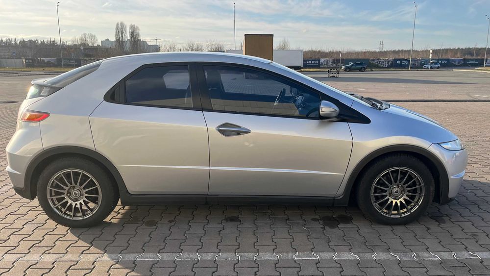 Honda Civic 5D 2008