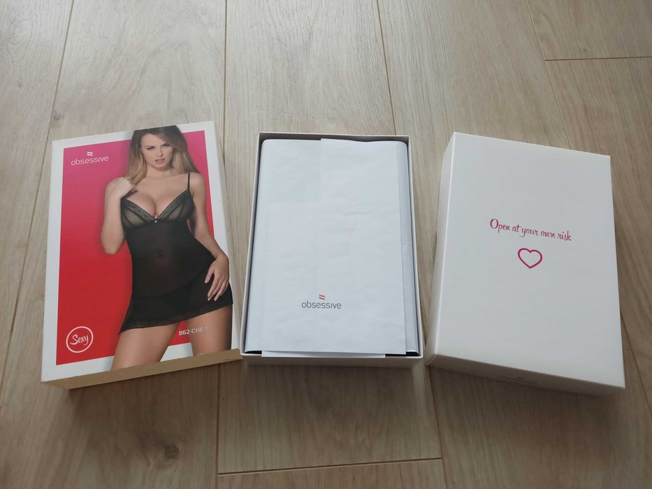 zestaw prezentowy bielizny obsessive czarna koszulka nocna halka