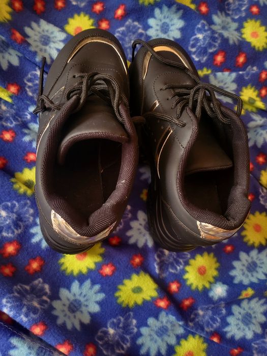 Buty damskie czarne 38 sneakersy