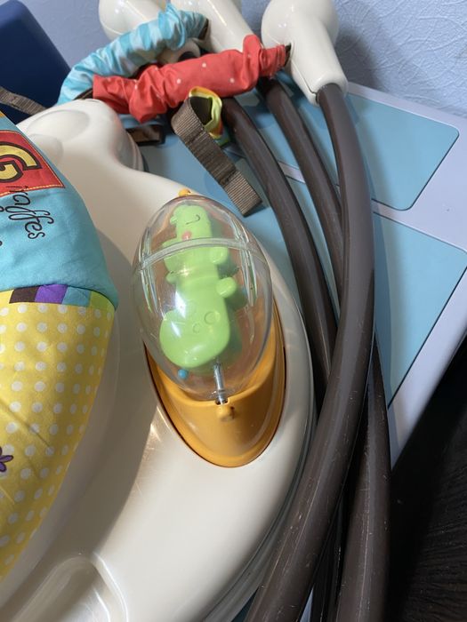 Стрибунці ігровий центр Fisher Price прыгунки