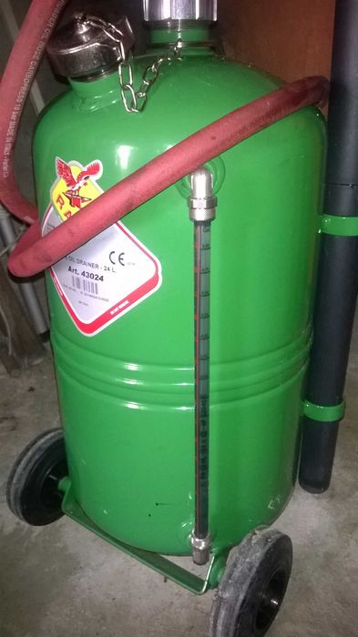 Aspirador de óleo auto (pneumático)