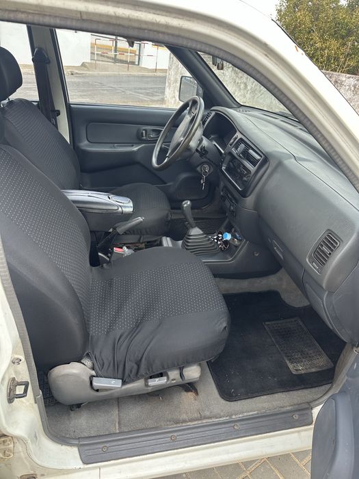 Carrinha mitsubishi l 200 5 lugares