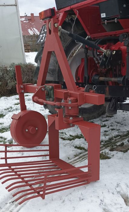 Kopaczka do ziemniaków warzyw jednorzędowa wibracyjna