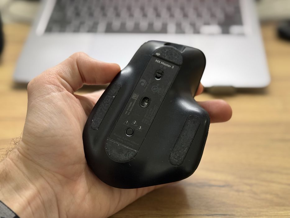 Logitech MX Master 3 - bluetooth з USB-приймачем миша