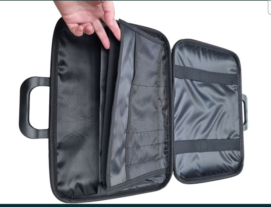 Torba czarna na laptop 15,6 cali