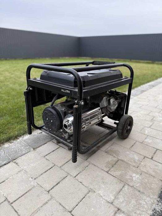 Генератор бензиновий Dnipro-M GX-50E (8 мото годин)