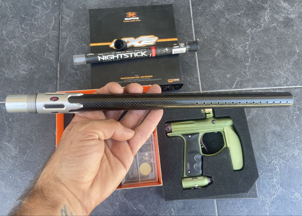 Paintball Empire Axe, rotor Dye, cano Freak com inserts e mais