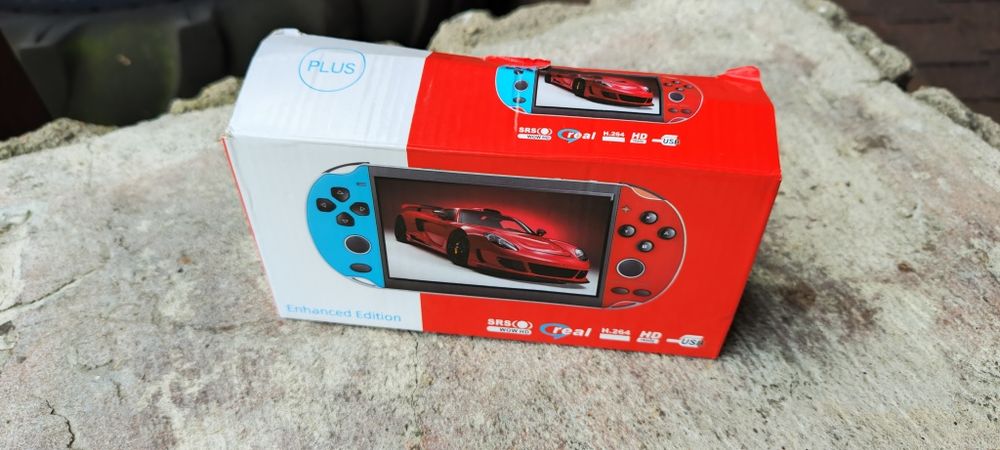 Przenośna konsola do gier.