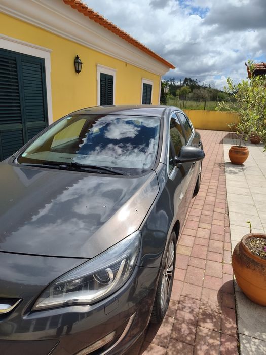 Opel Astra — fotografia 2