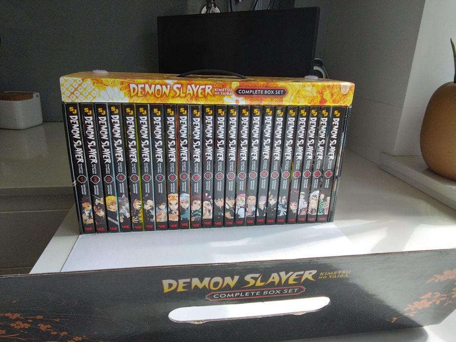 URGENTE Box coleção completa demon slayer eng