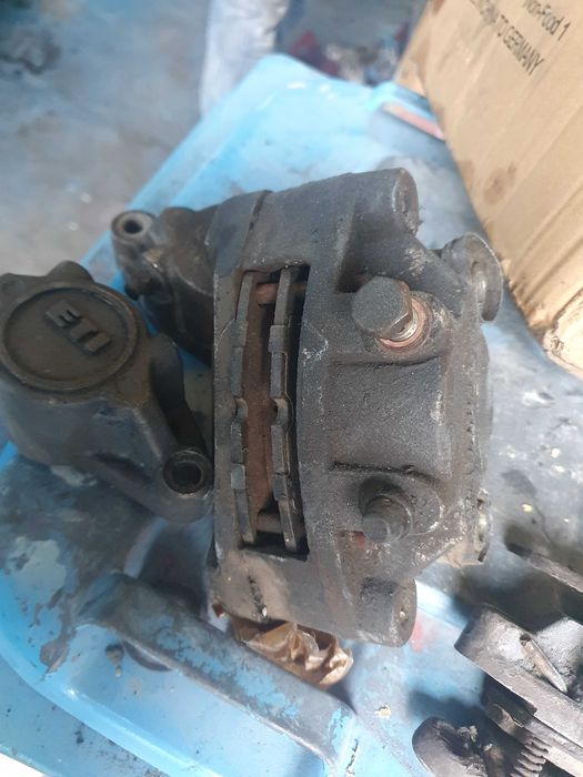 Zacisk hamulcowy ligier microcar aixam jdm chatenet  tyl  przod