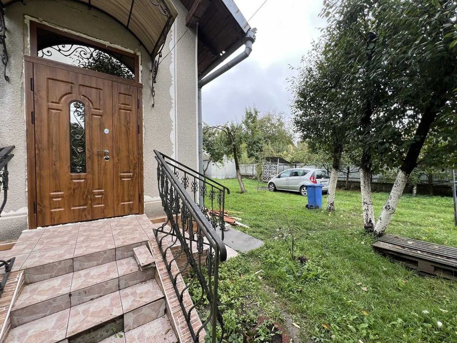 Частина будинку в р-ні вул. Старицького