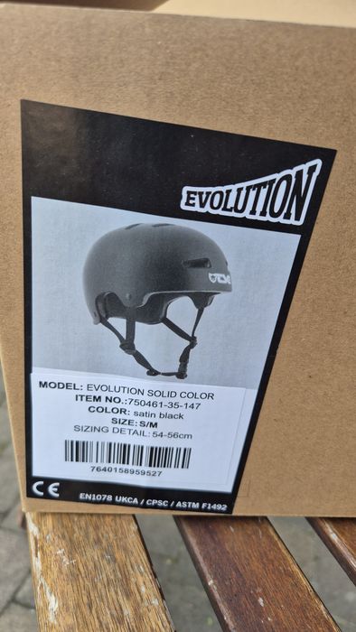Kask rowerowy/ skate tsg