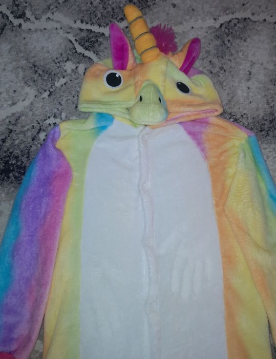 Одяг для модниць