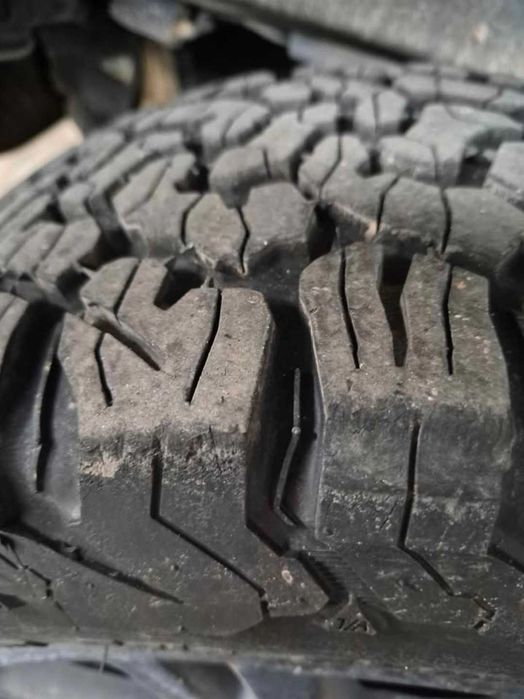 Pneus bf 255/ 55 r18 e jantes
