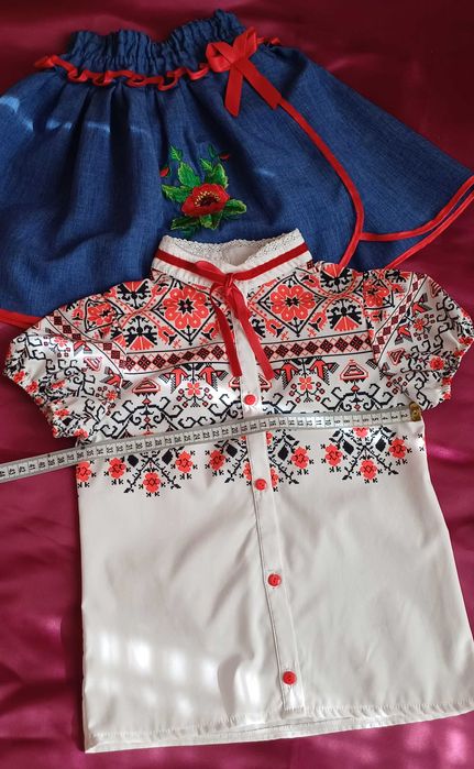 Блузка вишиванка для дівчинки, юбка