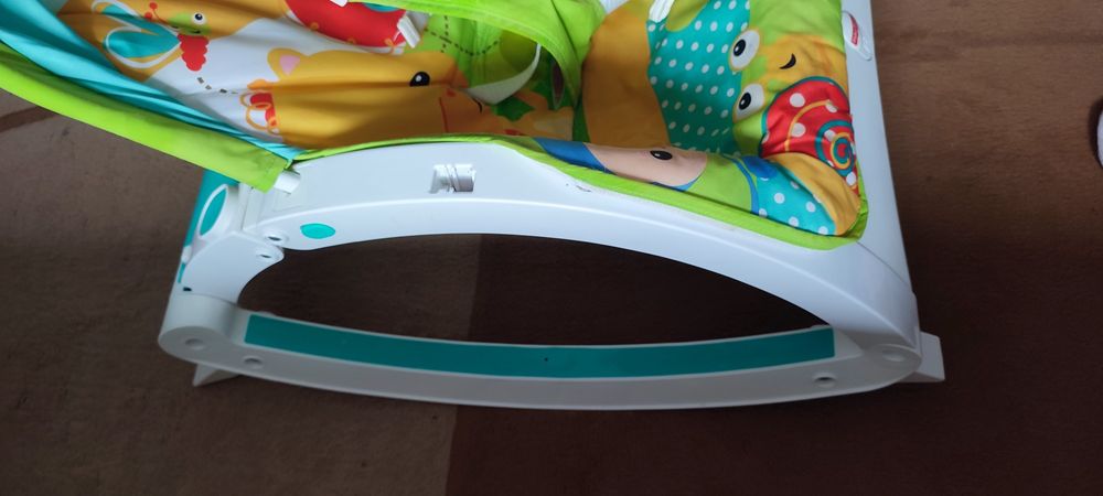 Fisher-Price
Fisher-PriceКрісло-гойдалка шезлонг
Fisher-Price