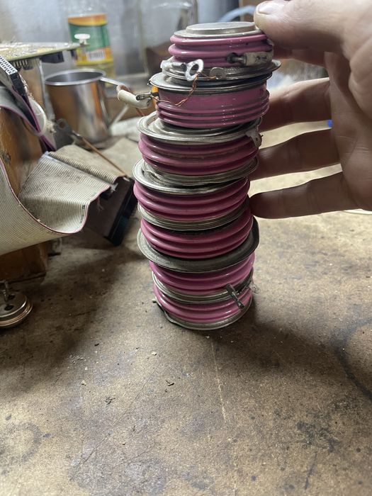 Транзістори терістори діоди. Релле.