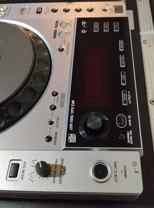 Pioneer cdj 850.