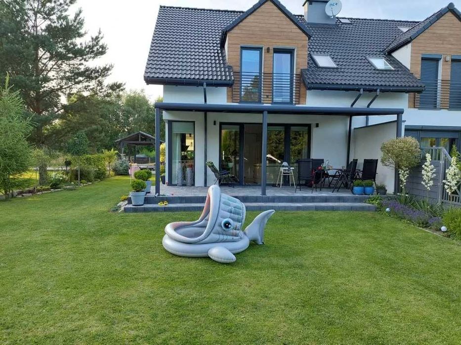 Zadaszenie aluminiowe PRO z dachem poliwęglanowym 300x406 m