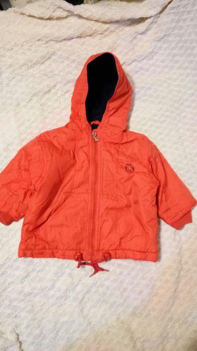 Фирменная курточка весна-осень 3-6 месяцев рост 70 см.