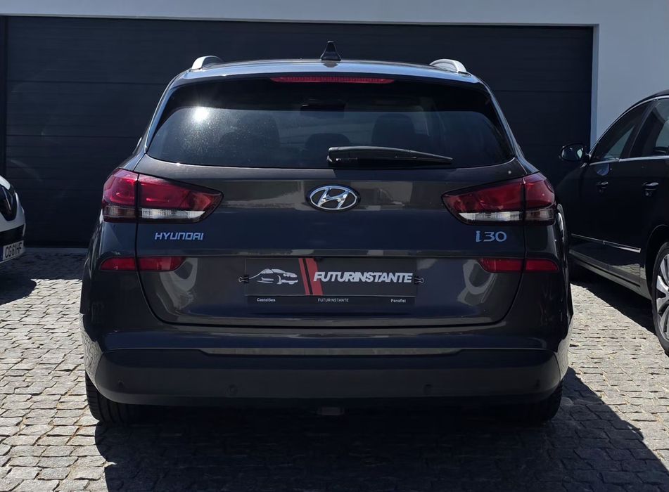 Hyundai i30 SW 1.6 CRDi Style+Navi Full Extras