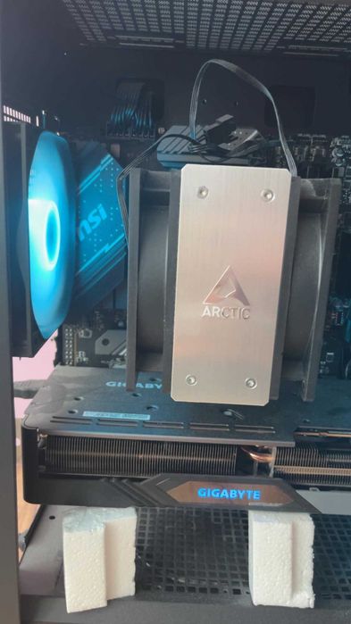 Komputer 7700XT AMD 5 7600 32gb ram