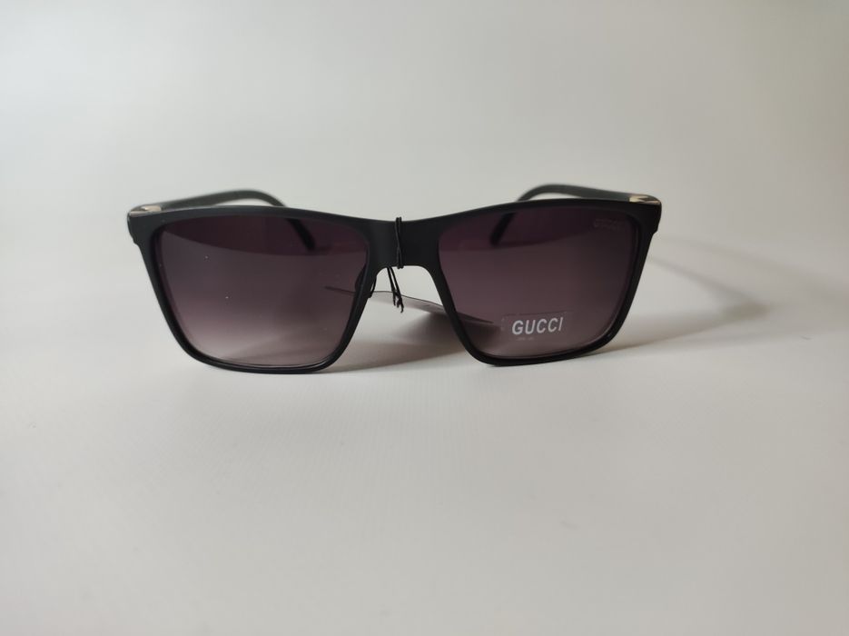 Gucci Sunglasses Black and Gold