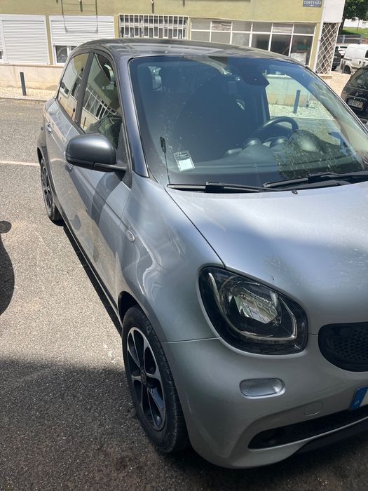 Carro Smart forfour