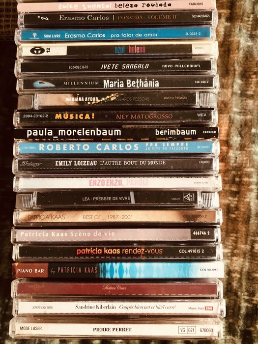 Música francesa, italiana, portuguesa, sul-americana e africana