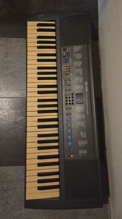 Keyboard MC-68A — 61 klawiszy