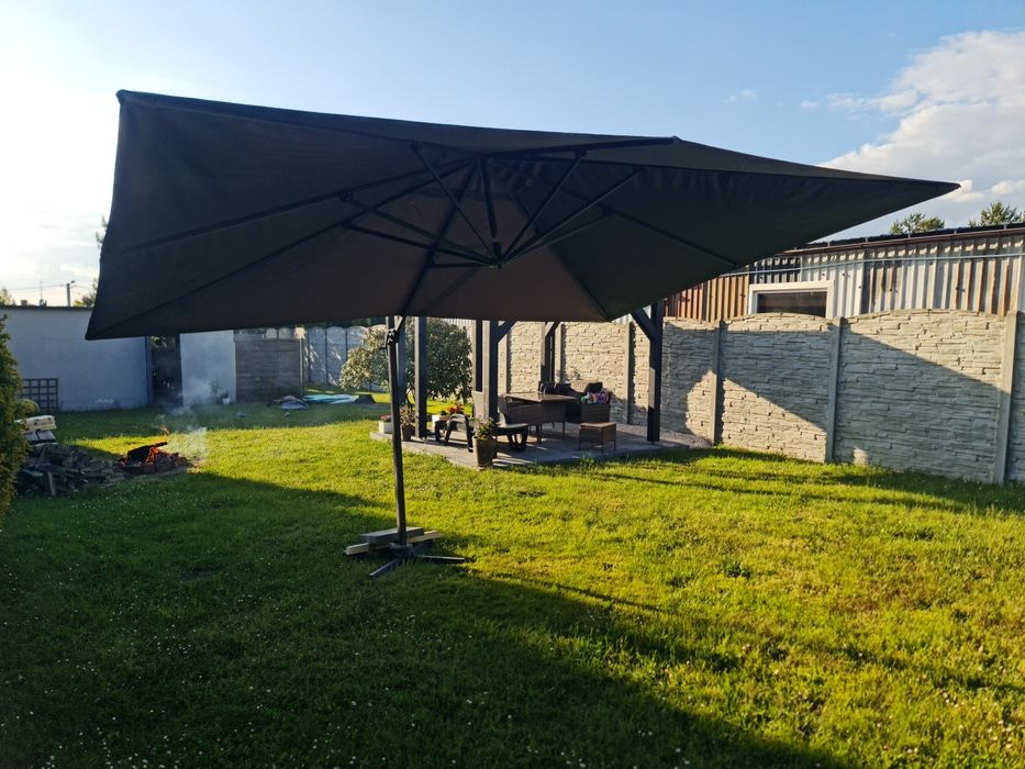 Parasol ogrodowy