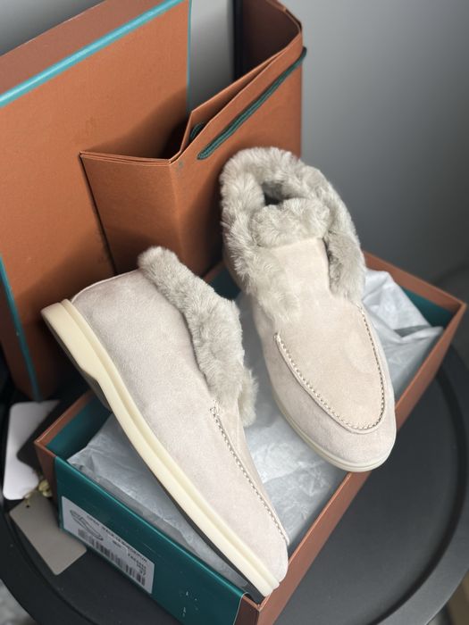 Лофери високі з хутром жіночі сірі бежеві лоро піана loro piana