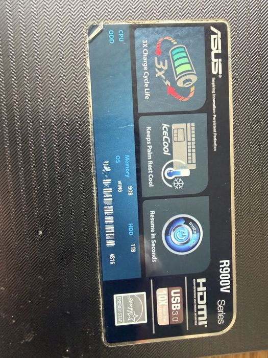 Laptop Asus R900V