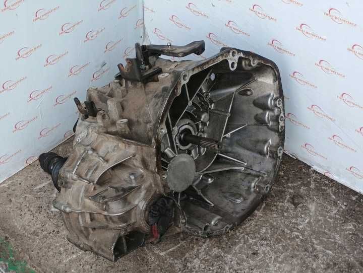 Renault Koleos 2.0 dCi M9R832 150 к.с. механічна 6-ступенева коробка передач JY70D