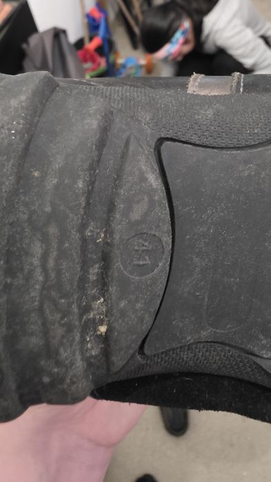 Sapatos decenio usados