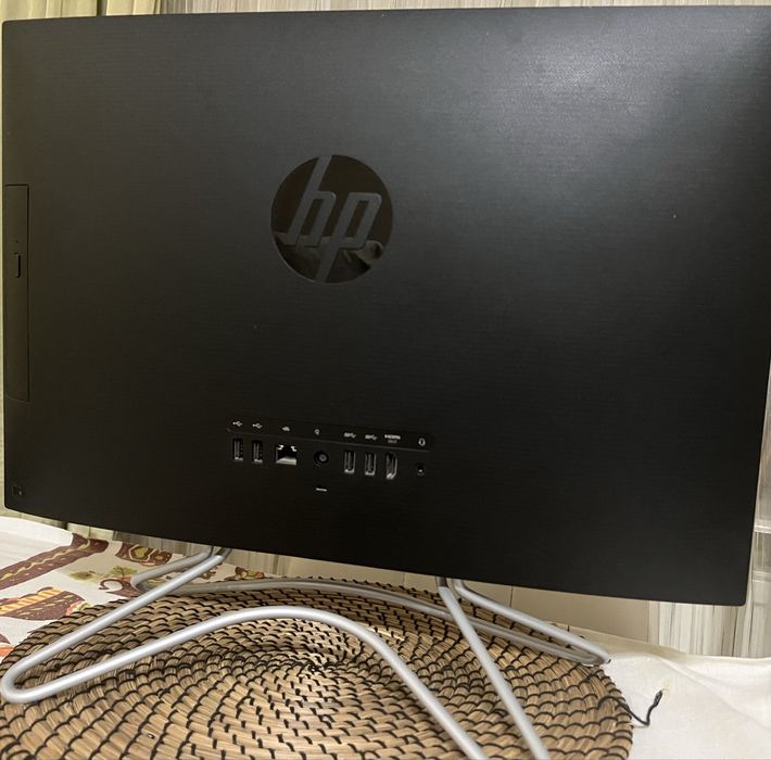 Komputer PC HP All-in-One - 22 cale, 240GB SSD, 500GB HDD