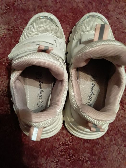 Кроссовки  детские